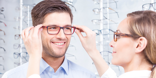 What Are The Best Glasses for Small Noses?